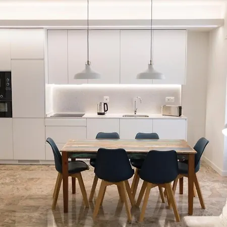 Apartment Dos Leones